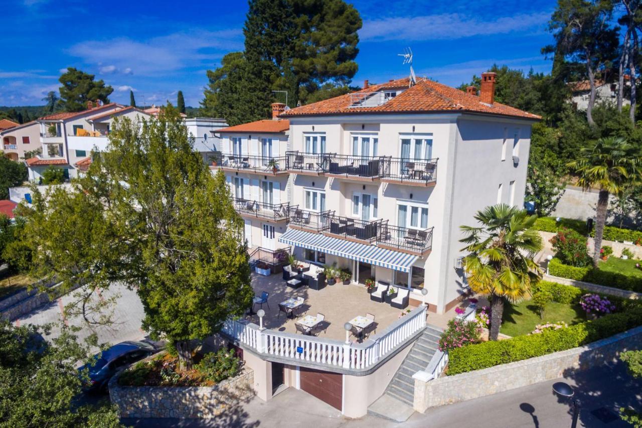 Apartments & Rooms Milcetic D Malinska Exterior photo